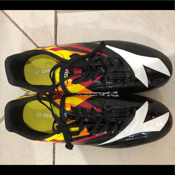Diadora soccer/football cleats Stadio men’s size 9 - Picture 3 of 7